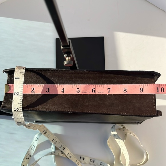 Auth. Vintage Gucci By Tom Ford Era Leather Shoulder Handbag ~ in Dark Brown - Picture 15 of 16